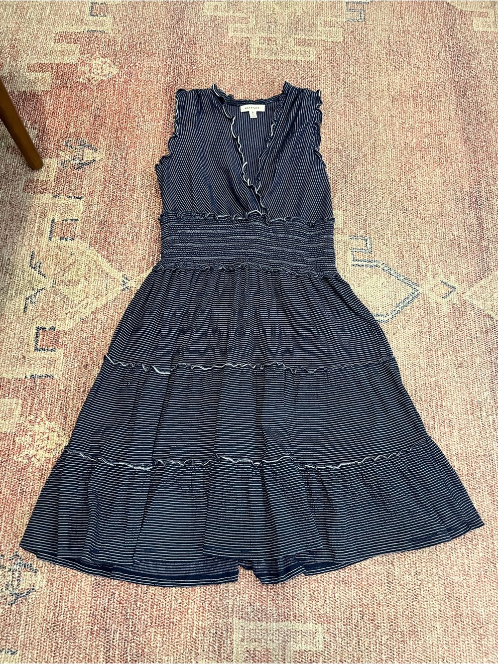 Max studio tiered minidress smocked waist deep v sleeveless fit & flare small